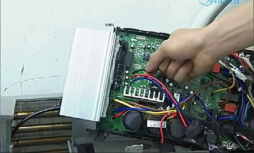 炉霍美的空调电话是多少