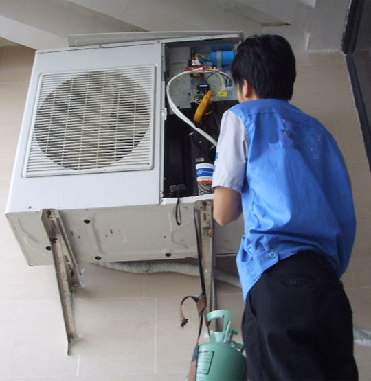 炉霍空调开机无反应维修